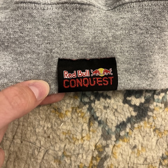 Red‎ Bull Conquest Rise Rally Conquer Sweatshirt - Picture 4 of 5